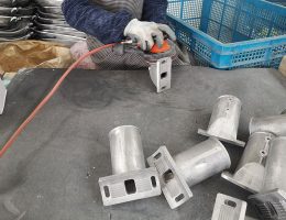 ඊයම් වීදි ලාම්පු හසුරුව