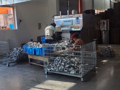 හැන්ඩ්ල්-ඔෆ්-ස්ට්රීට්-ලයිට්